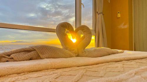 Pasay Apartment | Ultimate relaxation with stunning view of Manila staycation