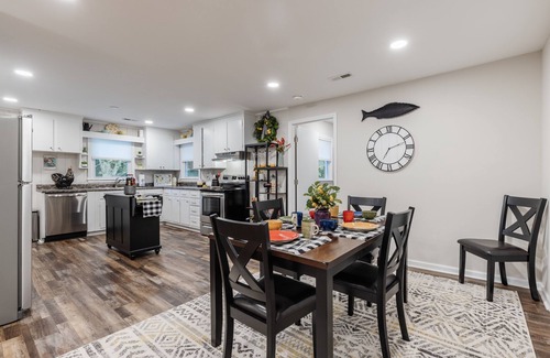 Landrum House | Ultimate Space for Your Family! ~ TIEC ~ Fire Pit+