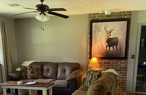 Smithville House | Ultimate vacation house. Sleeping up to 8 people.