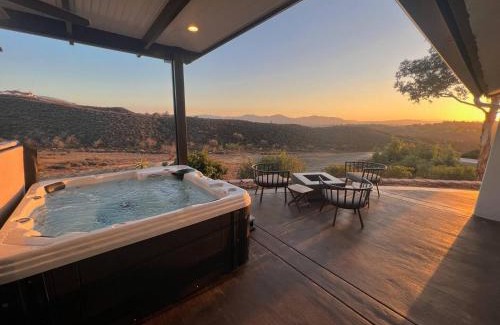 Temecula House | Ultimate Winery Getaway With Spa And Amazing Hilltop View