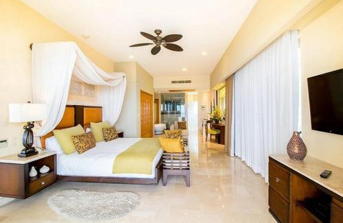 South Shore Hotel Area Apartment | Ultra 3 BR Suite at Garza Blanca Resort