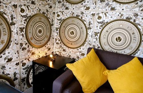 Rotherham Apartment | Ultra Deluxe Versace Apartment Near Sheffield