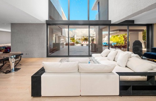 Venetian Islands Villa | Ultra Mega Resort Waterfront Mansion