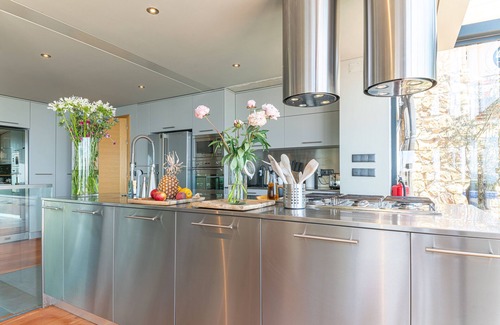 Monserrate Villa | Ultra Modern Cascais Villa | 4 Bedrooms | Villa Equador | Pool Table | Stunning Sea Views