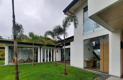 Ciudad Cortes House | Ultra Modern Luxury with Sunset Ocean View