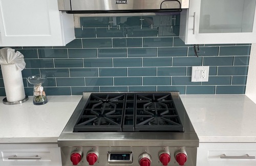 Central Malibu Condo | Ultra Premium Malibu Road Beach House with AC PRIVATE BEACH