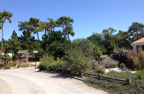 Saint-Jean-de-Monts Resort | ULVF Les Hibiscus