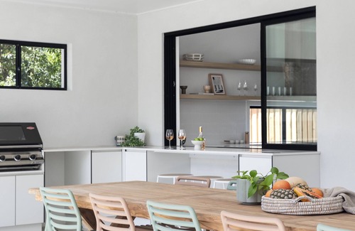 Werri Beach House | Uma on Werri, Gerringong - Heated pool/spa, beachfront, luxury, aircon, playroom