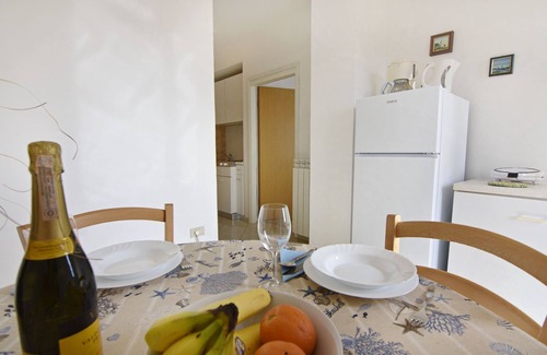 Valica Apartment | Umag Valica couples apartment, near the beach, with swimming pool, barbeque
