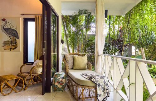 Umalas Villa | Umalas Retreat - FREE COOK up to 8 hours per day - 2 or 3 bedroom private pool villa between Canggu and Seminyak
