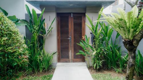 Umalas Villa | Umalas Retreat - FREE COOK up to 8 hours per day - 2 or 3 bedroom private pool villa between Canggu and Seminyak