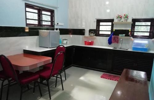Kota Bharu House | UMARI WEDDING HOMESTAY & SPA CONCEPT in KOTA BHARU