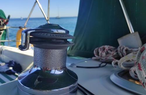 Cascais Boat Rental | UMBOLINA