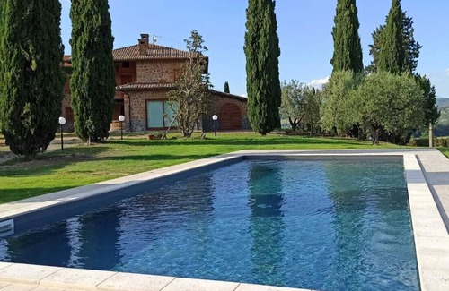 Sferracavallo House | Umbrian Villa Retreat with Pool
