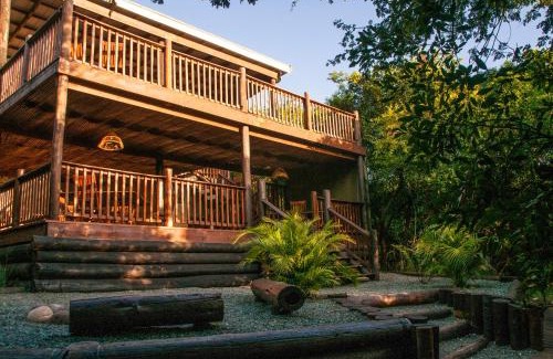 Hluhluwe Cabin | Umkhumbi Lodge