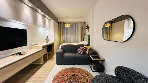 Central Province Apartment | UN approved Cosy home with pool