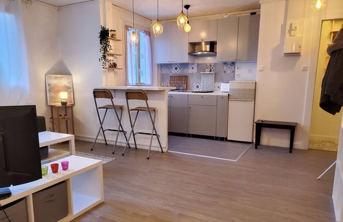 Le Pre-Saint-Gervais Apartment | Un Cocon au Pré-saint-gervais - 10 mn de Paris