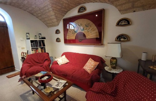 Cuglieri Apartment | Un Gioiello Nel Corso Principale -itiseasy1