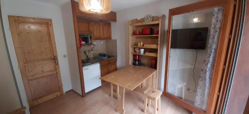 Les Contamines-Montjoie Apartment | Un havre de paix aux pieds des chemins de montagne