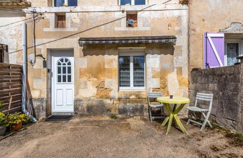 Saint-Ciers-sur-Gironde House | Un Petit Toit À La Campagne Vacance