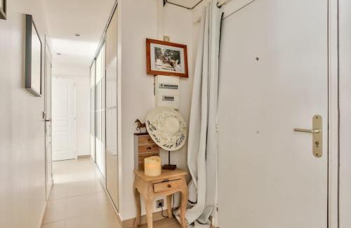 Mandelieu-La-Napoule Apartment | Un vrai nid douillet ! 2 Piscines - Jardin - 2 chambres