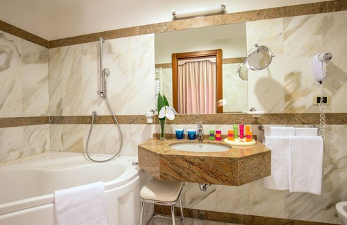 Sallustiano Hotel | UNA Hotels Empire Roma