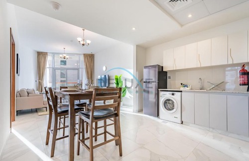 Madinat Zayed Apartment | Unbeatable Deal Lovely 2BR with Partial Canal Views by Deluxe Holiday Homes