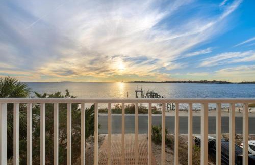 Cedar Key House | Unbeatable sunset views over the Gulf