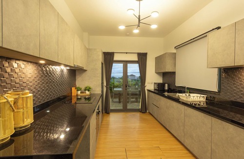 Ban Saiyuan House | Unbelievable Property Great Sea views