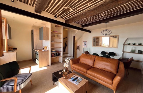 Antibes Old Town House | Unbelievable Sea Views from 3 bed house in old Antibes on ramparts - on seaside!