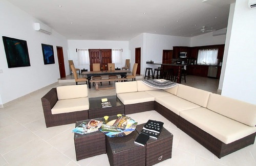 Boca Ciega Villa | Unbelizeable Dreaming LTD aka Villa Ragazza Belize - SEE SPECIAL PRICING!