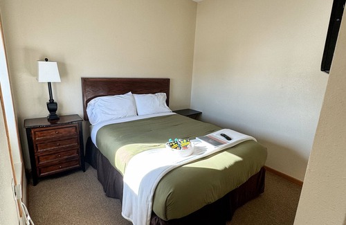 Underwood Hotel | Underwood Inn