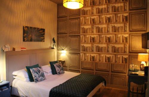 Saintes Bed & Breakfast | Une Chambre en Ville