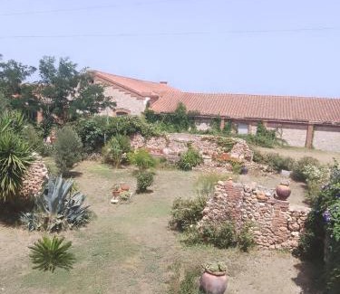 Trouillas House | une halte templière