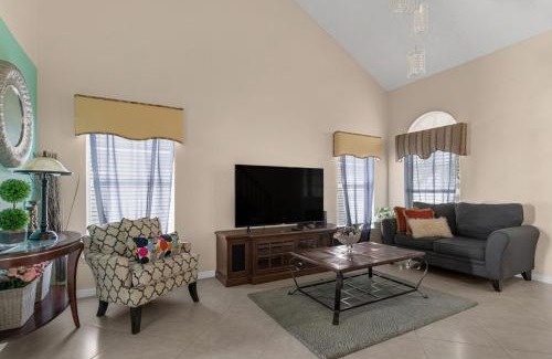 Orlando House | Unforgettable Orlando Getaway: 4 Bedrooms 4 Baths