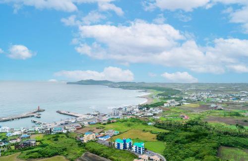 Andeok House | Unicorn Jeju