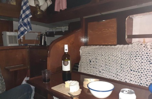 Vlissingen Boat Rental | Uniek verblijf aan zee