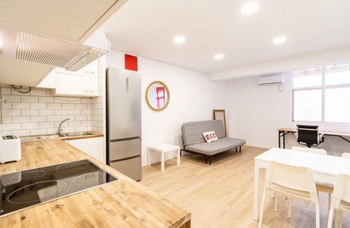 Old Town Apartment | Unik Vacation Santes Creus