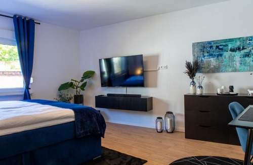 Barmen Apartment | Uniklinik-Nähe Modernes Apartment, mit Balkon