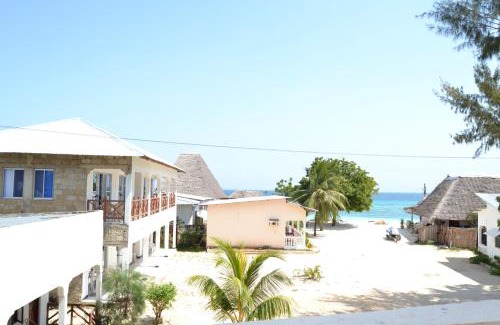 Nungwi Cabin | Union Beach Bungalow