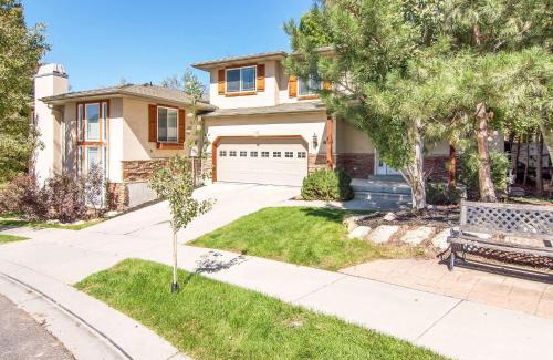 Midvale House | Union Duplex Woods and Spruces in Salt Lake with Hot Tub