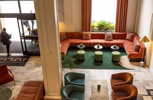 Theater District Hotel | Union Square Room in Boutique SF Hotel Near Wharf & Grace Cathedral