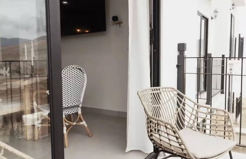 El Sauzal Apartment | UNIQ Condo Viñedos del Mar, Guadalupe Valley