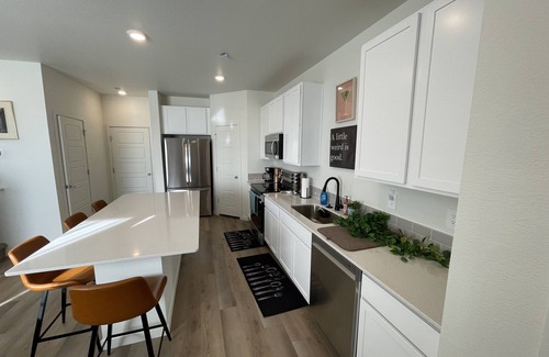 Johnstown House | Unique 3-bedroom townhome with living room and loft in amazing Johnstown