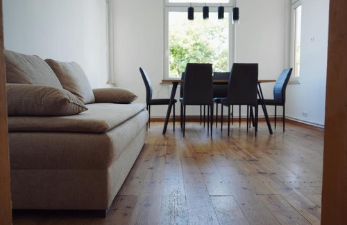 Geestendorf Apartment | unique: 5 bedroom - 2 Bathroom - kitchen - central