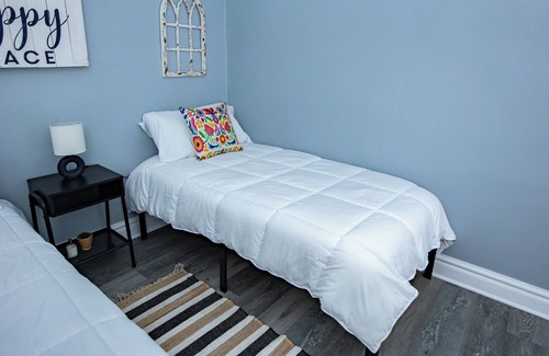 Heart of Chicago House | Unique Acapulco themed apartment located by the art district of Pilsen, Chicago