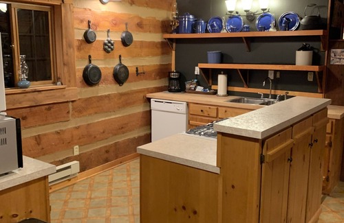 Florissant House | Unique award winning cabin! Get away and relax!