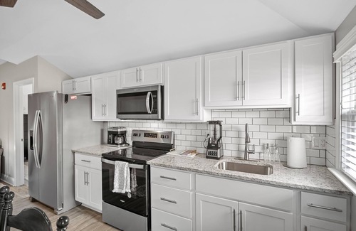 North End Condo | Unique Bohemian Apartment less than 5-Minute Walk to Beach, Sleeps up to 6!