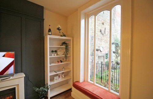 Ely House | Unique Cambridgeshire home full of Character