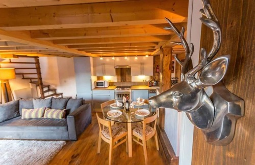 Samoens Ski Chalet | Unique character chalet in central Samoens, 2 bedrooms, sauna, log fire, terrace